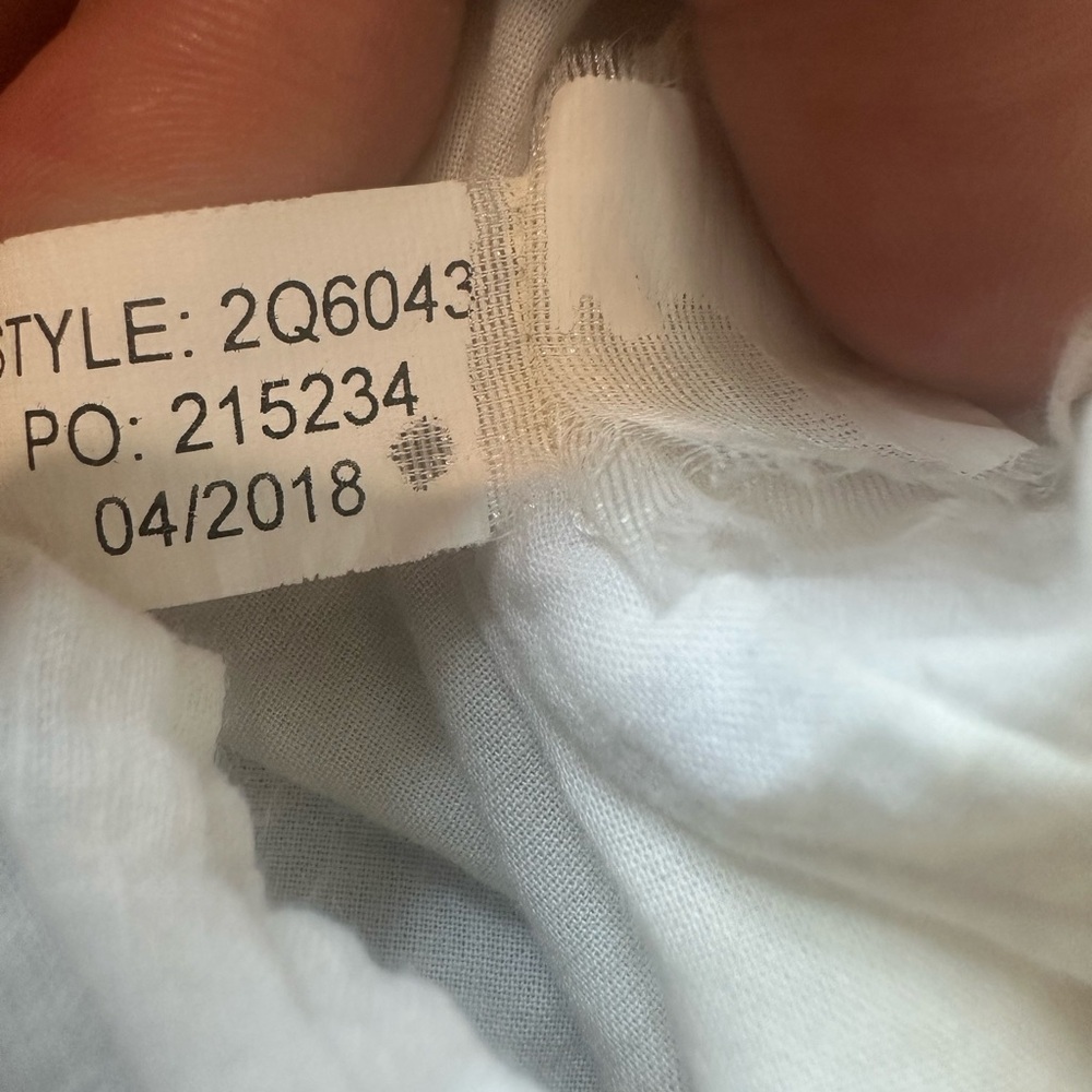 Vineyard Vines Medallion Popover White & Blue Dress Size XSmall - Picture 14 of 15